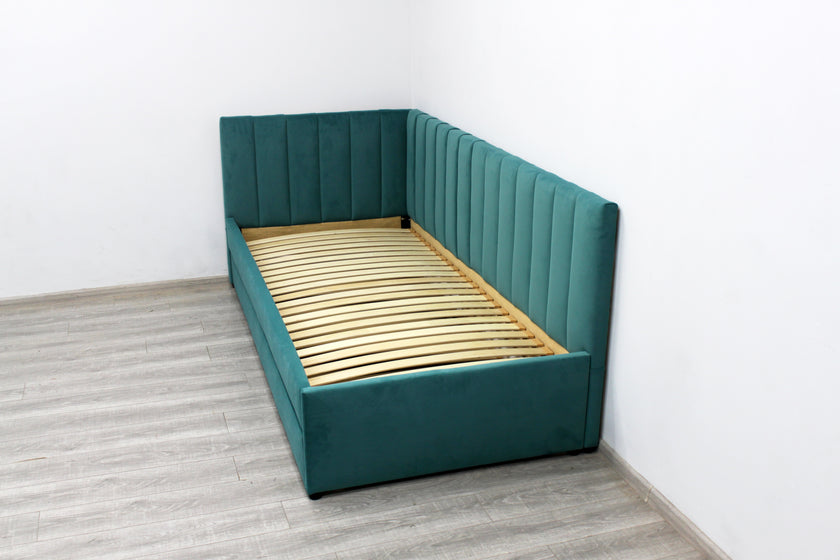 Kids bed Buffy