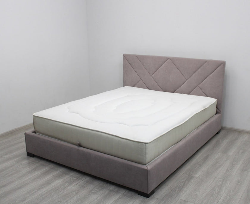 Bed Stella