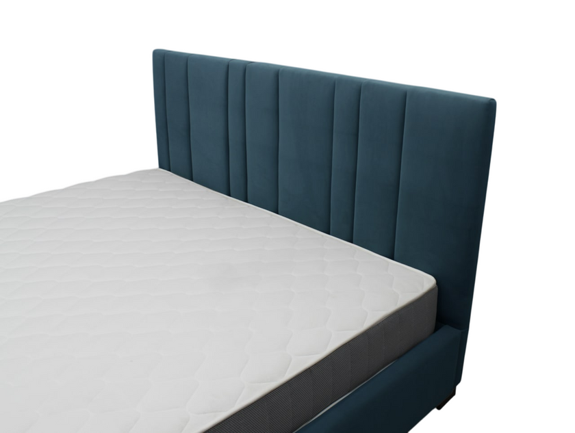 Bed Christian