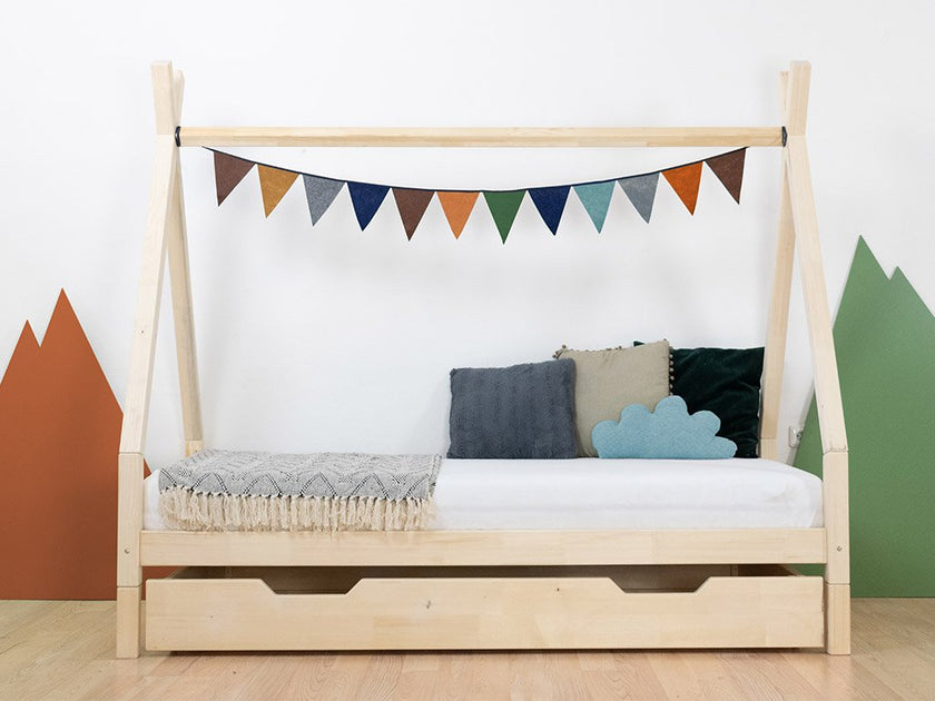 Children's wooden bed NAKANA in the shape of teepee