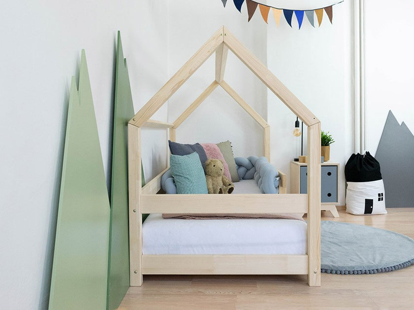 Children's house bed TERY with one barrier
