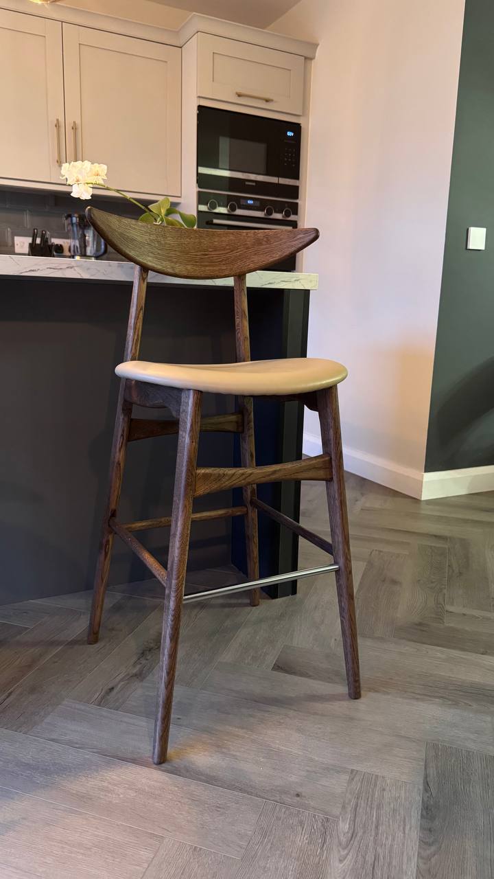 High Stool Mario