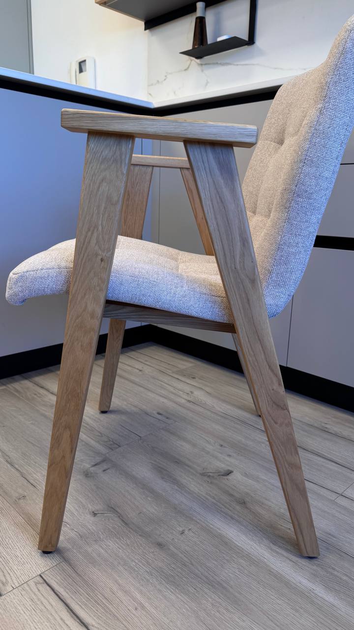 Chair Thor
