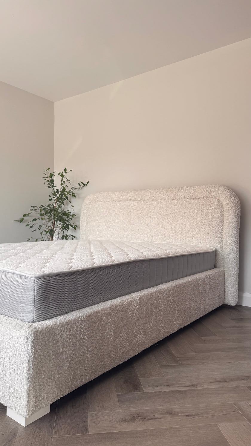 Bed Emma